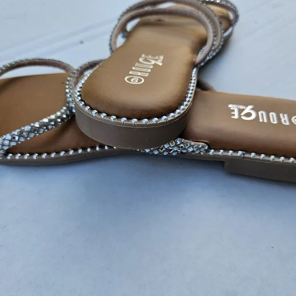 Rouge helium sandle - Picture 2 of 6